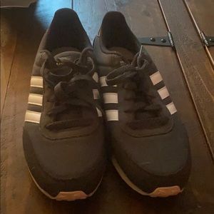 Women’s adidas size 6.5  sneakers